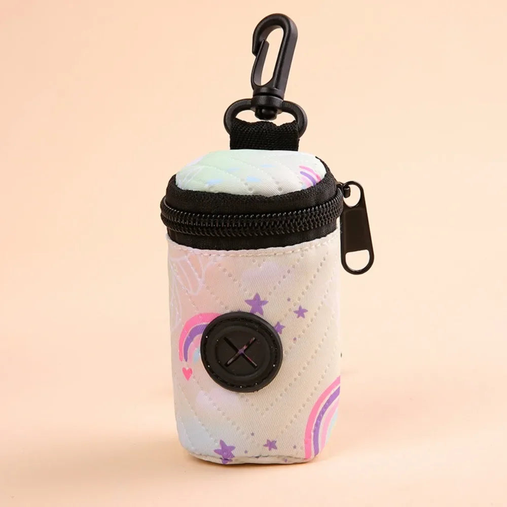 🌸 PawBloom™ Hangable Zipper Poop Bag Dispenser