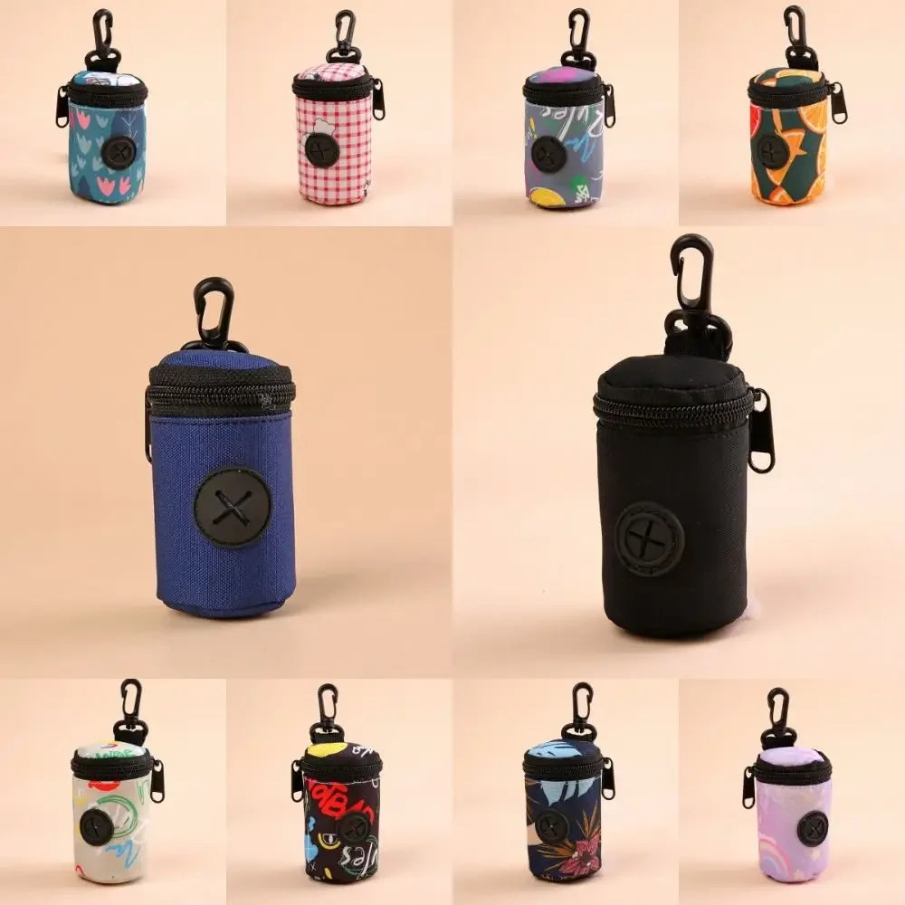 🌸 PawBloom™ Hangable Zipper Poop Bag Dispenser