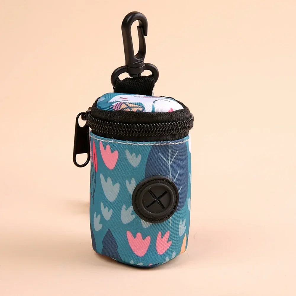 🌸 PawBloom™ Hangable Zipper Poop Bag Dispenser