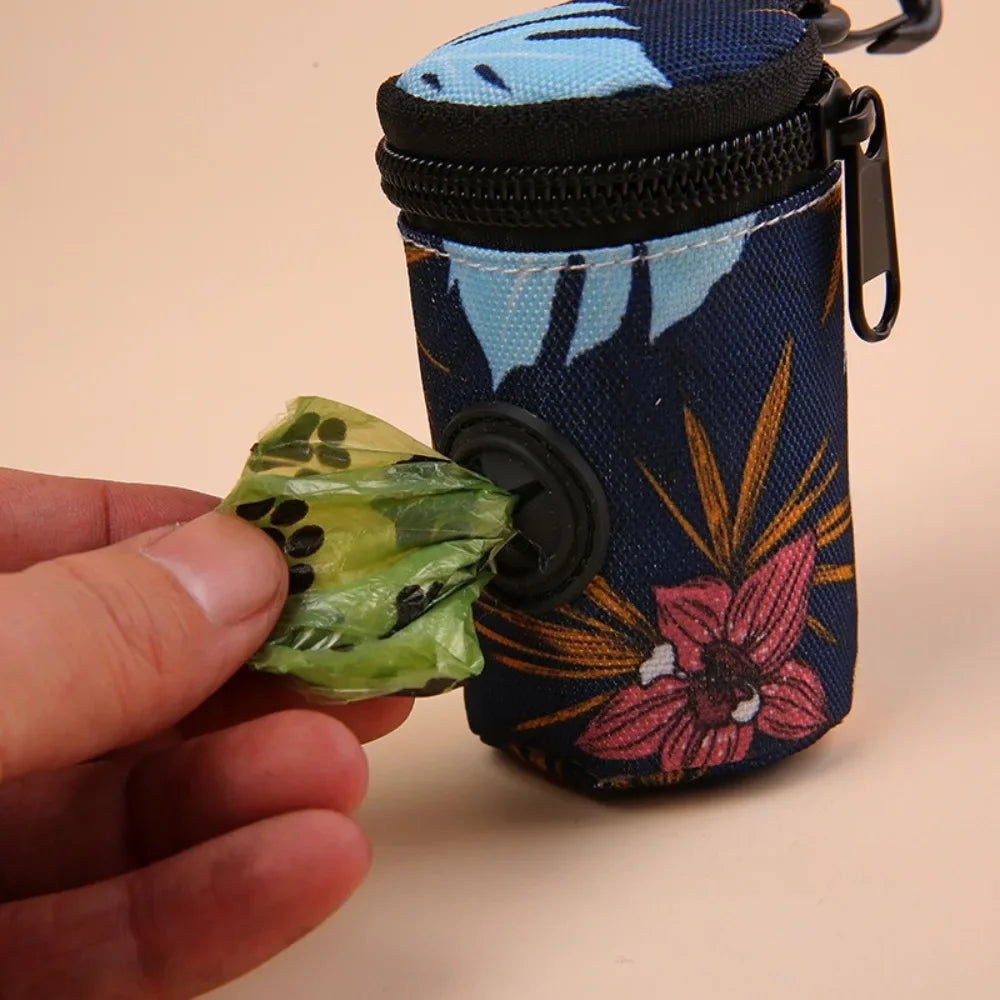 🌸 PawBloom™ Hangable Zipper Poop Bag Dispenser