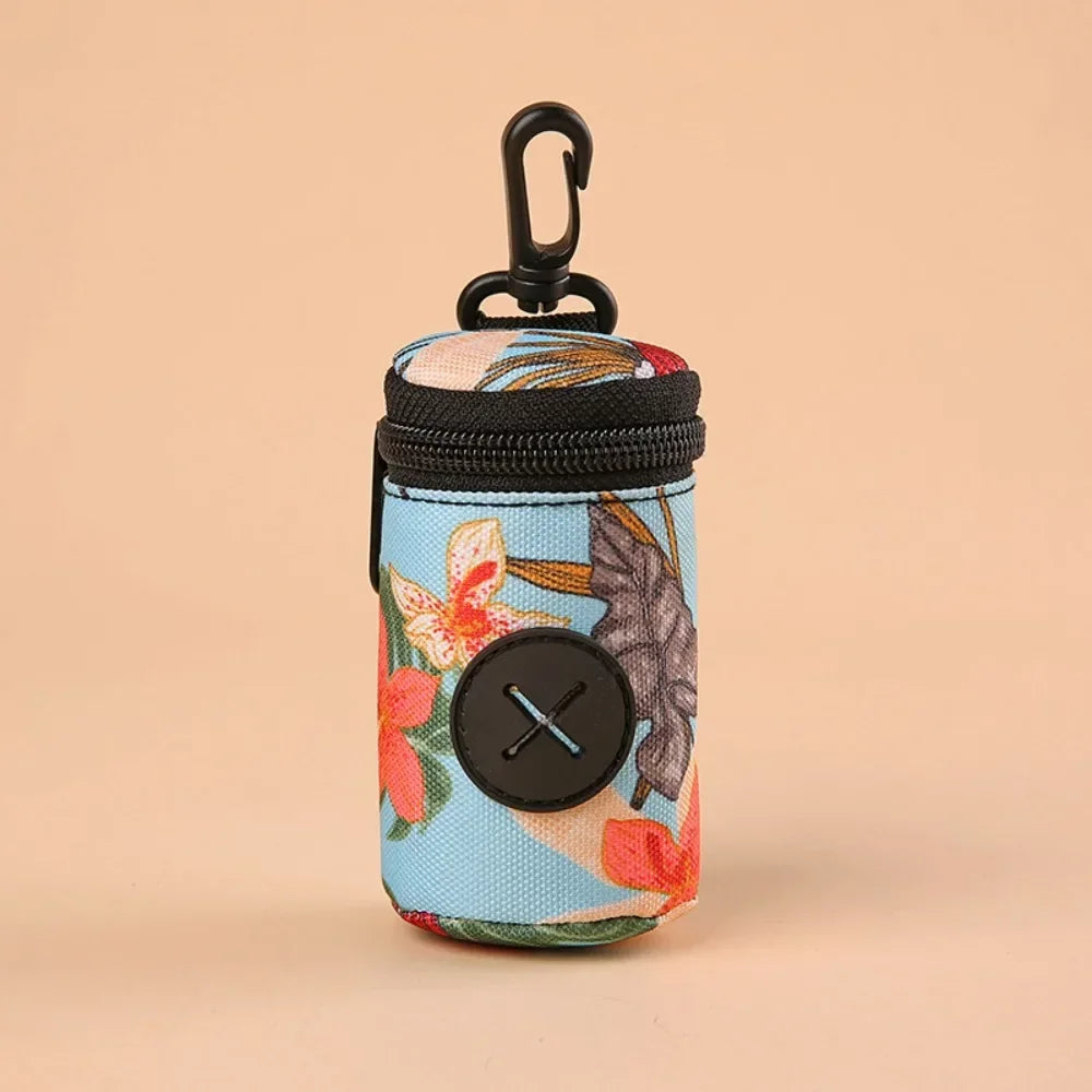 🌸 PawBloom™ Hangable Zipper Poop Bag Dispenser