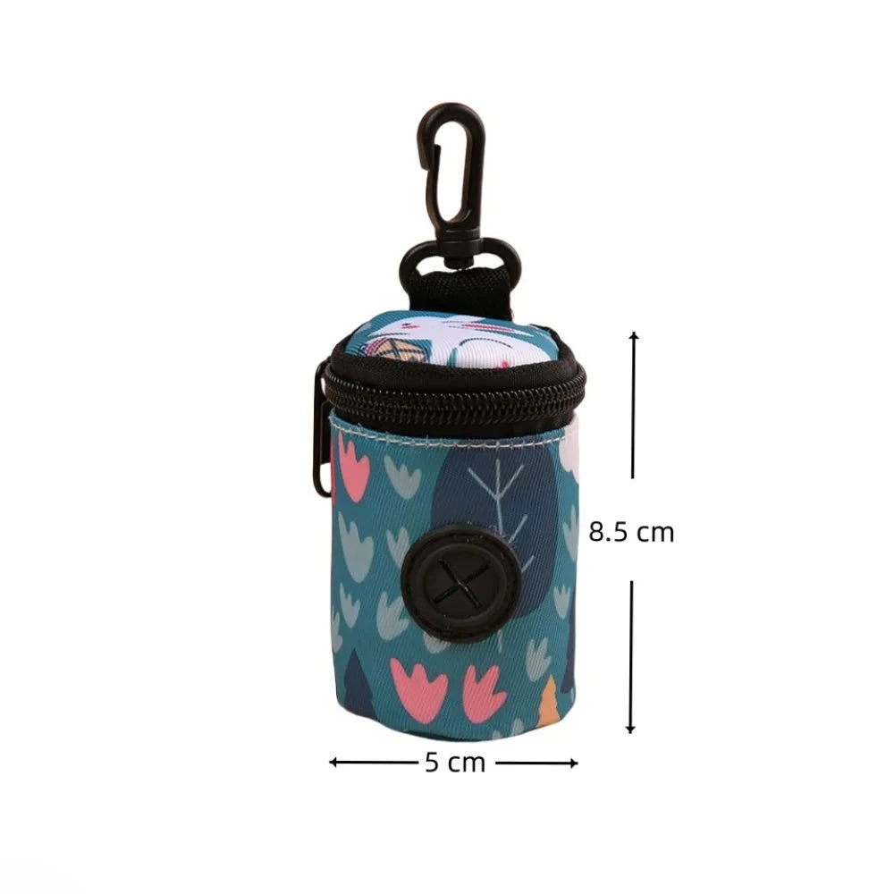 🌸 PawBloom™ Hangable Zipper Poop Bag Dispenser