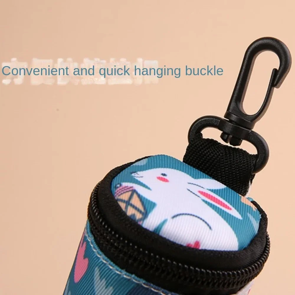 🌸 PawBloom™ Hangable Zipper Poop Bag Dispenser
